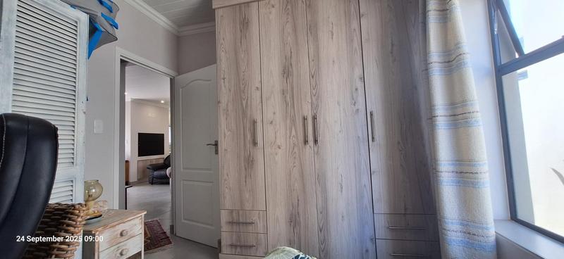 2 Bedroom Property for Sale in Reebok Western Cape